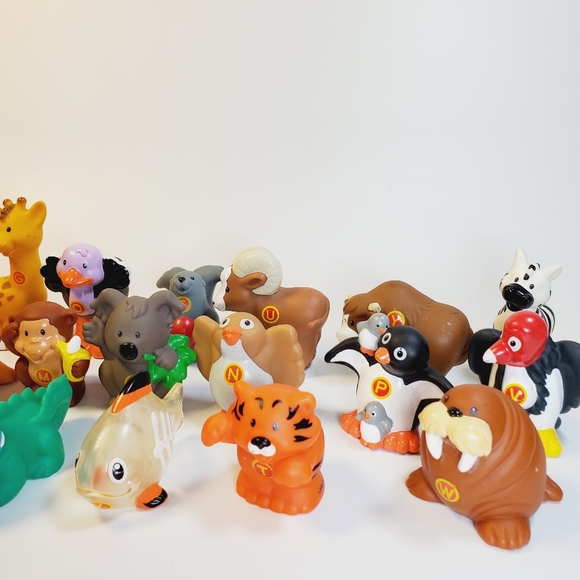 FisherPrice Toys 204 Fisher Price Little People A To Z Zoo Animals